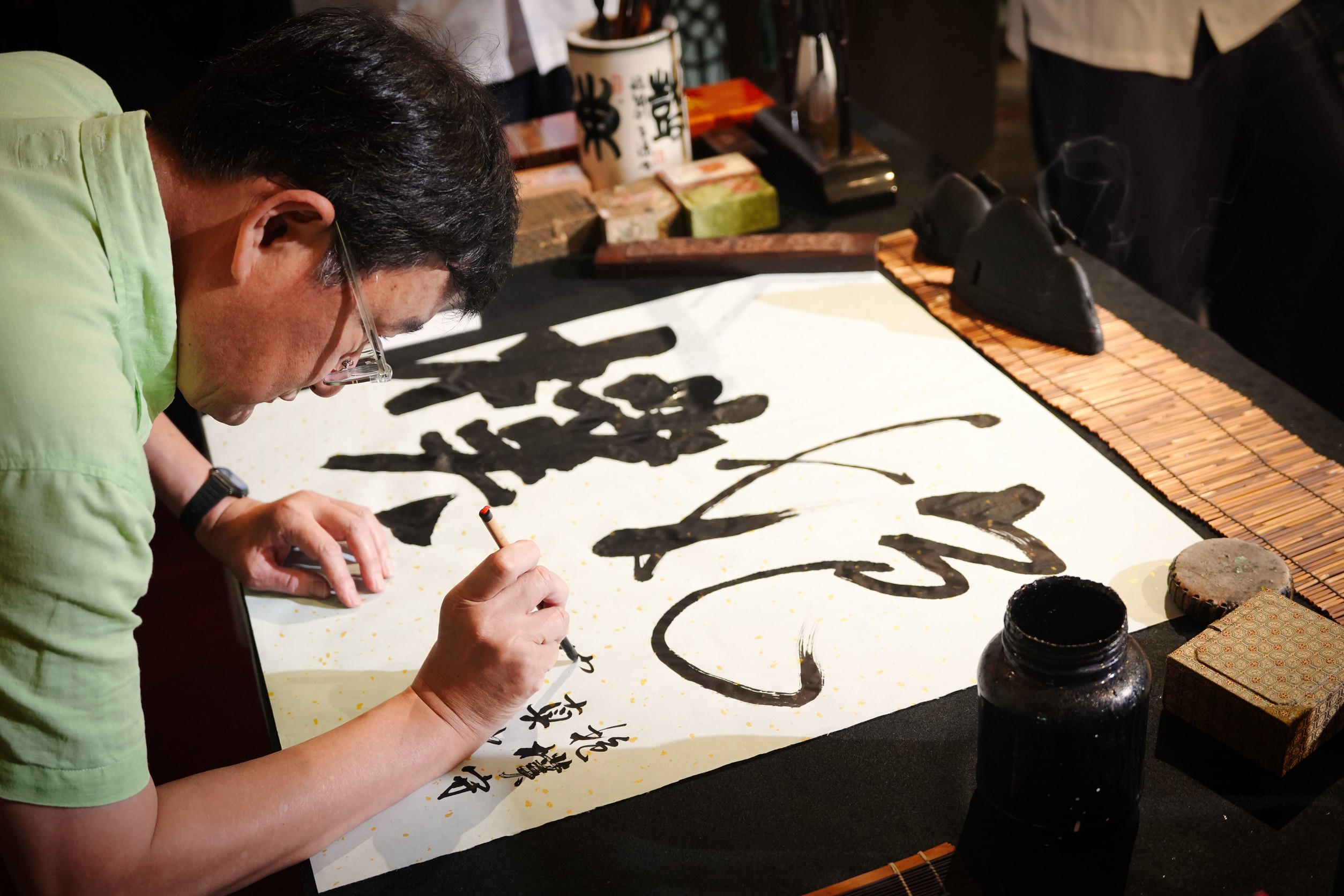 川睦建設攜手書法藝術家 黃國書,於員林「大沃天荷」舉辦書藝展——《歇心築境》沉靜登場 川睦建設攜手書法藝術家 黃國書,於員林「大沃天荷」舉辦書藝展——《歇心築境》沉靜登場